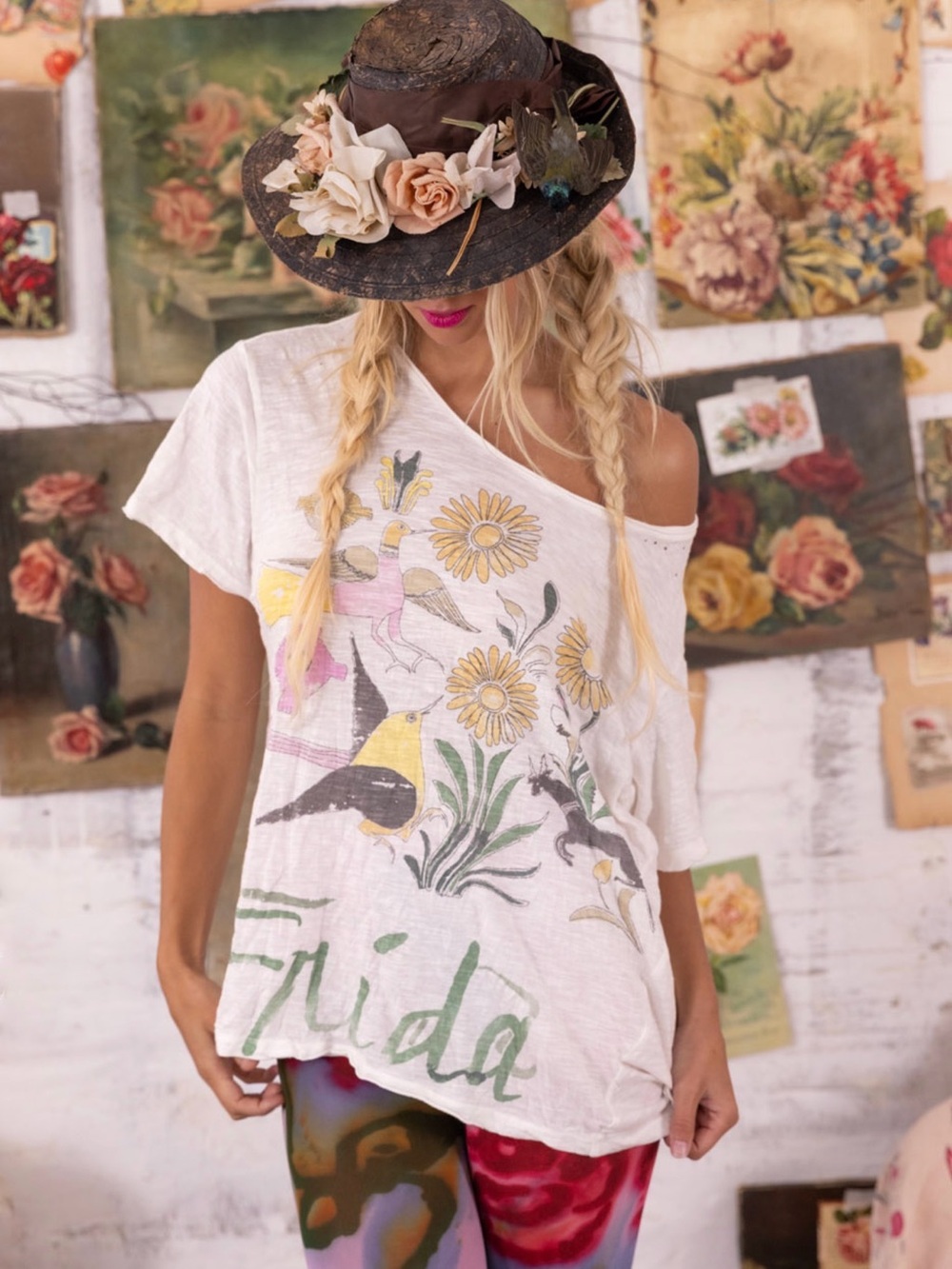 Magnolia Pearl Flight Flowers Frida tee